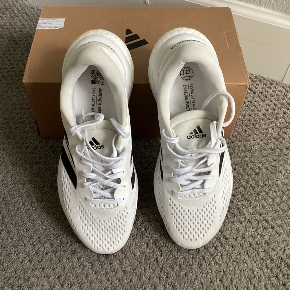 Adidas Men Supernova 2 M Running Sneakers, Size 8.